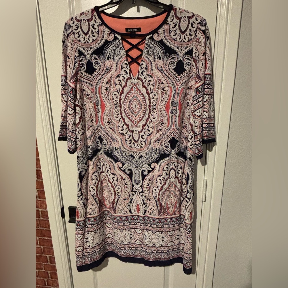 Roz & Ali Coral and Navy Dress